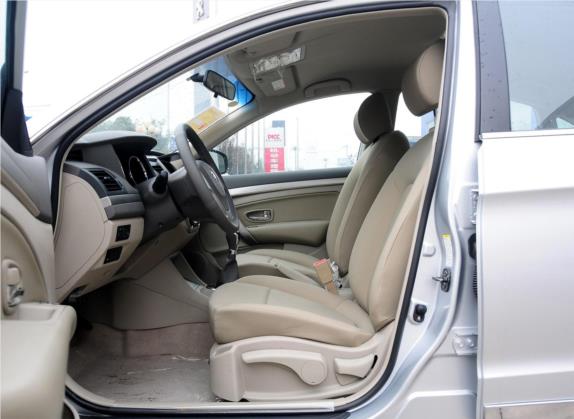 东风风神A60 2012款 1.6L 手动豪华型 车厢座椅   前排空间