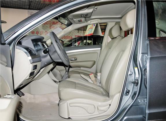 东风风神A60 2012款 1.6L 手动尊贵型 车厢座椅   前排空间
