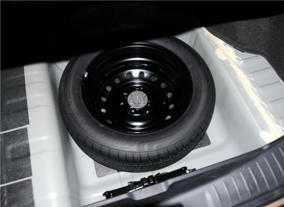 东风风神A60 2014款 1.6L 自动尊贵型 其他细节类   备胎