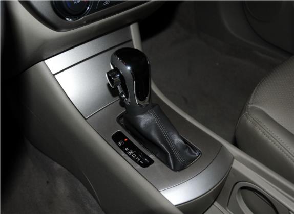 东风风神A60 2014款 1.6L 自动尊贵型 中控类   挡把