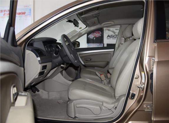 东风风神A60 2014款 1.6L 手动智驱精英型 车厢座椅   前排空间