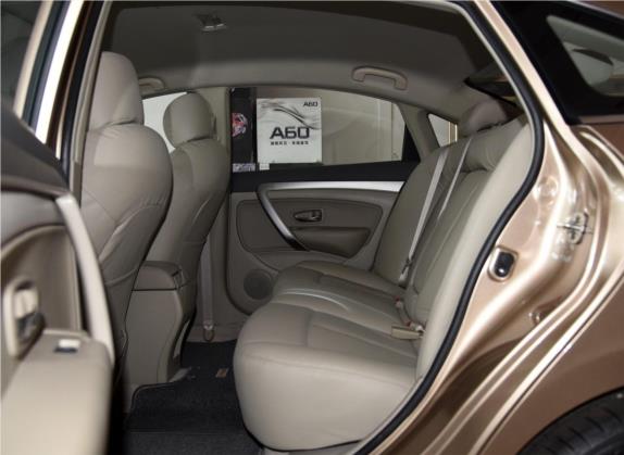 东风风神A60 2014款 1.6L 手动智驱精英型 车厢座椅   后排空间