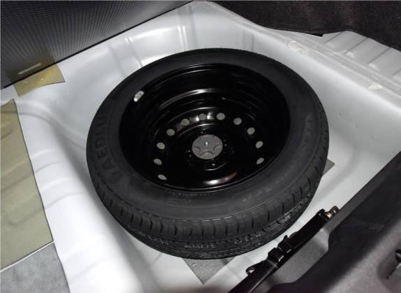 东风风神A60 2016款 1.5L 手动尊贵型 其他细节类   备胎
