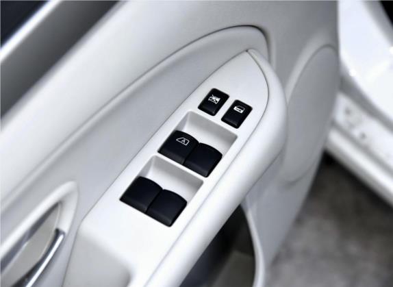 东风风神A60 2016款 1.5L 自动豪华型 车厢座椅   门窗控制