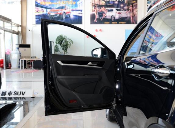 东风风神AX7 2015款 2.0L 自动智逸型 车厢座椅   前门板