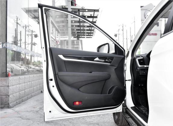 东风风神AX7 2017款 2.0L 自动智驭型 车厢座椅   前门板
