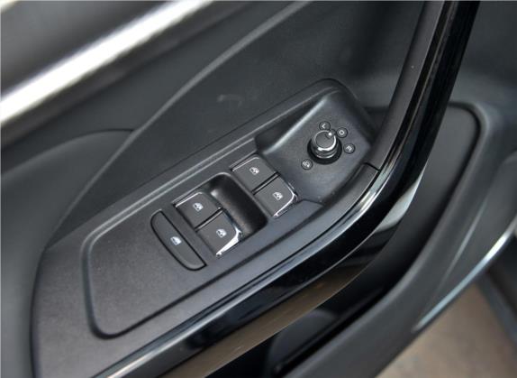 东风风神AX7 2019款 1.6T 自动AI领航型 畅享版 国VI 车厢座椅   门窗控制