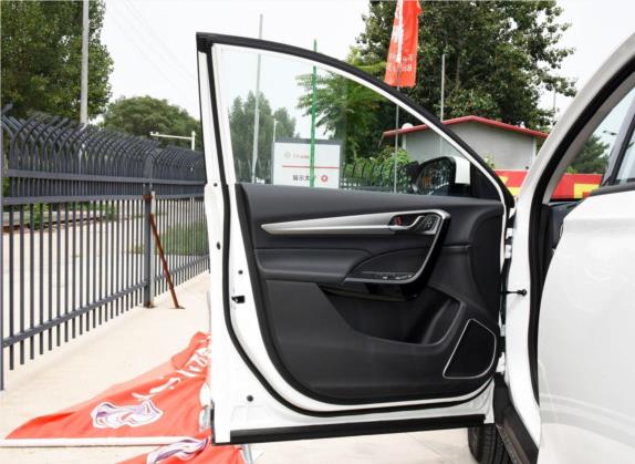东风风神AX7 2020款 1.6T 自动AI先锋型 国VI 车厢座椅   前门板