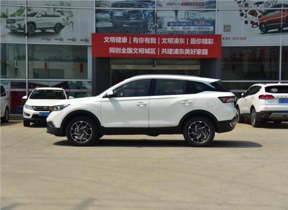 东风风神AX7 2021款 1.6T 自动质越版 外观   正侧