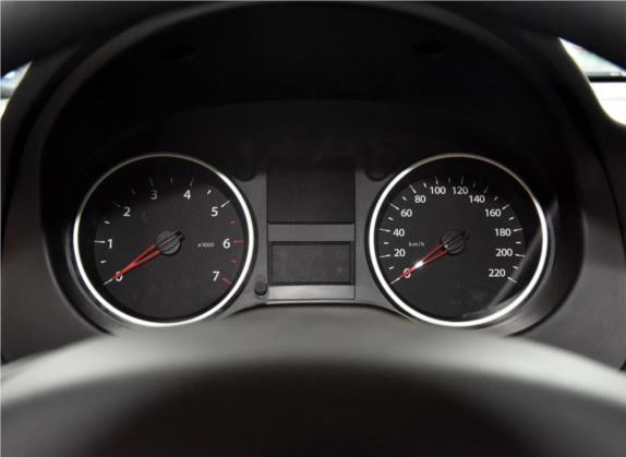 东风风神L60 2015款 1.8L 手动新享型 中控类   仪表盘