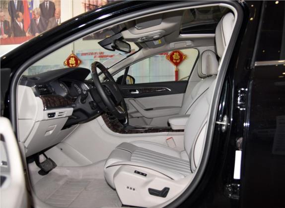 东风A9 2016款 1.8T 尊贵型 车厢座椅   前排空间
