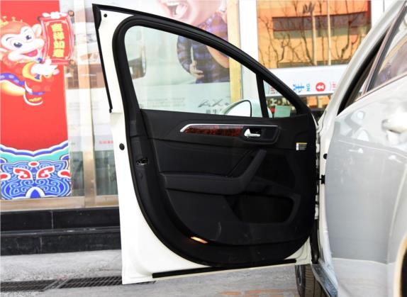 东风A9 2016款 1.8T 豪华型 车厢座椅   前门板