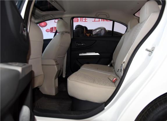 东风风神A30 2014款 1.5L 手动智驱智尚型 车厢座椅   后排空间