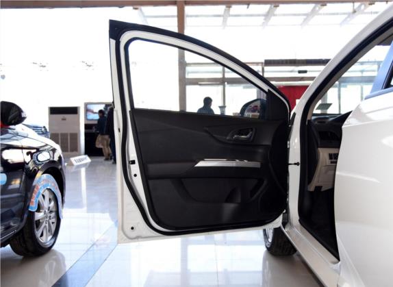 东风风神A30 2014款 1.5L 手动智驱智尚型 车厢座椅   前门板
