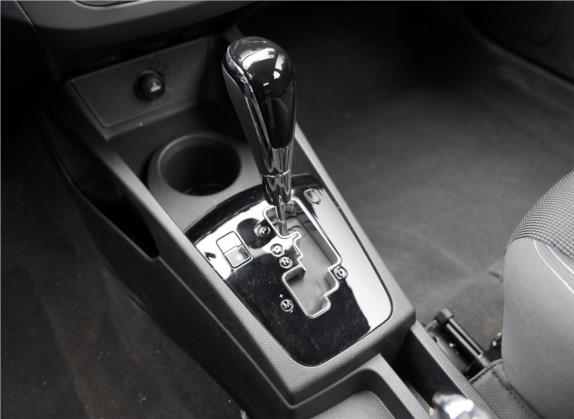 东风风神AX3 2016款 1.5L 自动尊酷型 中控类   挡把