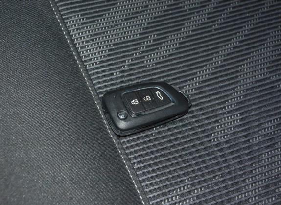 东风风神AX3 2019款 1.6L 自动劲享版 其他细节类   钥匙