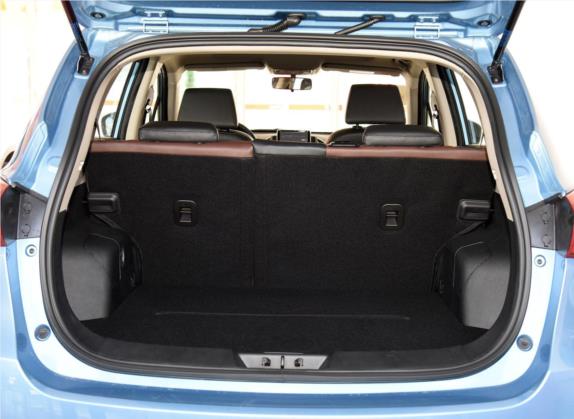 东风风神AX5 2017款 1.4T 手动趣悦型 车厢座椅   后备厢