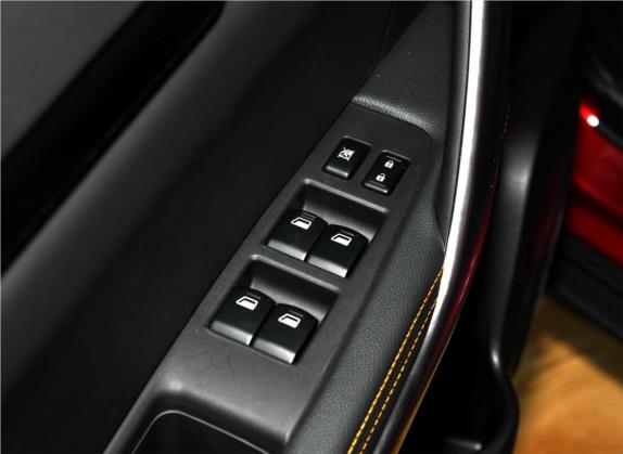 东风风神AX4 2017款 1.4T DCT潮尚型 车厢座椅   门窗控制