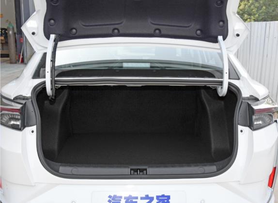 奕炫 2020款 230T 自动炫悦赛道版 车厢座椅   后备厢