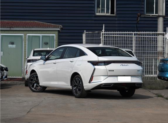 奕炫 2020款 230T 自动炫目赛道版 外观   斜后