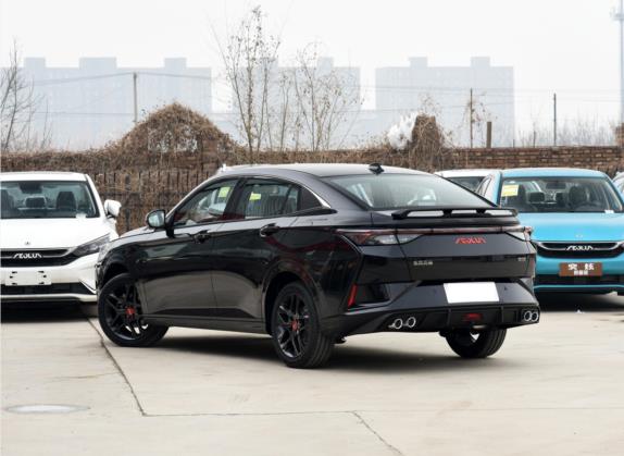 奕炫 2021款 230T 自动追影骑士版 外观   斜后