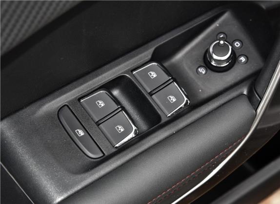 奕炫GS 2020款 230T 自动越酷版 车厢座椅   门窗控制
