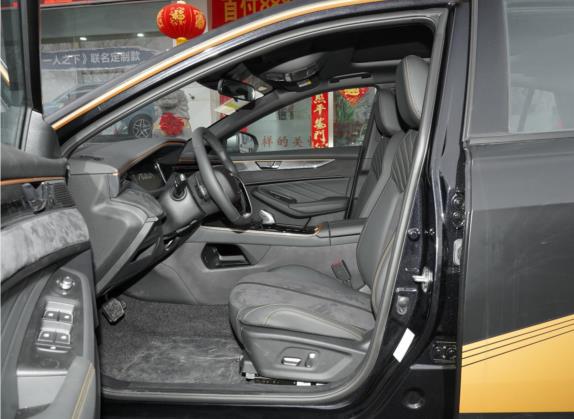 奕炫MAX 2021款 1.5T 暗夜破晓版 车厢座椅   前排空间