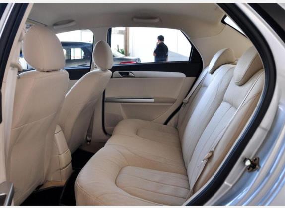 东风风神S30 2009款 1.6L 手动尊雅型 车厢座椅   后排空间