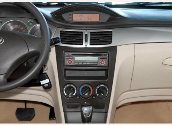 东风风神S30 2009款 1.6L 自动尊雅型 中控类   中控台