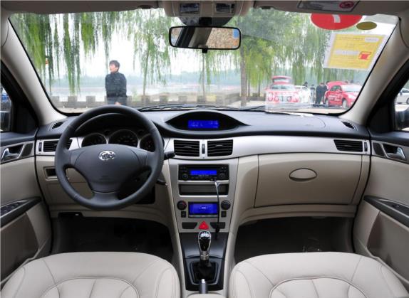 东风风神S30 2011款 1.6L 手动尊贵型 中控类   中控全图