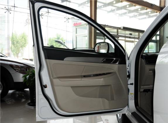 东风风神S30 2012款 1.6L 手动尊贵型 车厢座椅   前门板