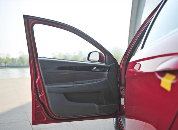 东风风神S30 2013款 1.6L 手动尊雅型 车厢座椅   前门板