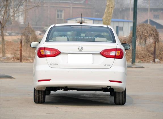 东风风神S30 2013款 1.6L 手动尊贵型 外观   正后