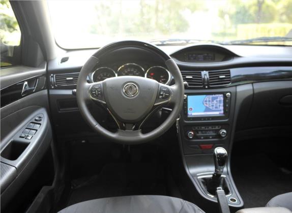 东风风神S30 2013款 1.5L 手动尊贵型 中控类   驾驶位