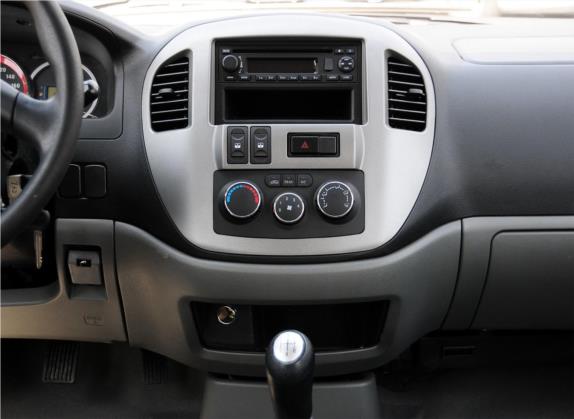 菱智 2012款 乘用版 1.6L 豪华型 中控类   中控台