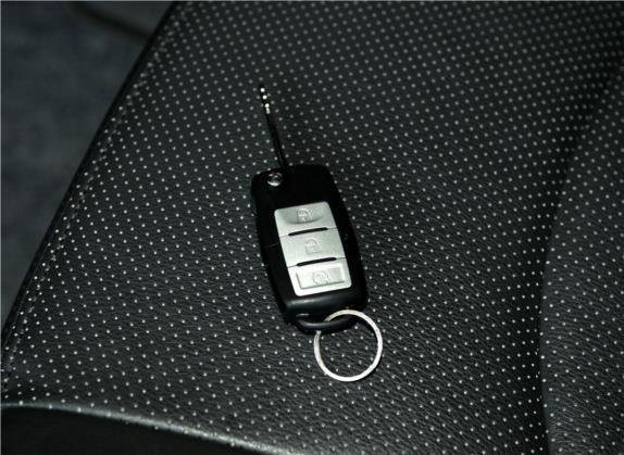 菱智 2013款 M5 Q3 2.0L 7座短轴豪华型 其他细节类   钥匙
