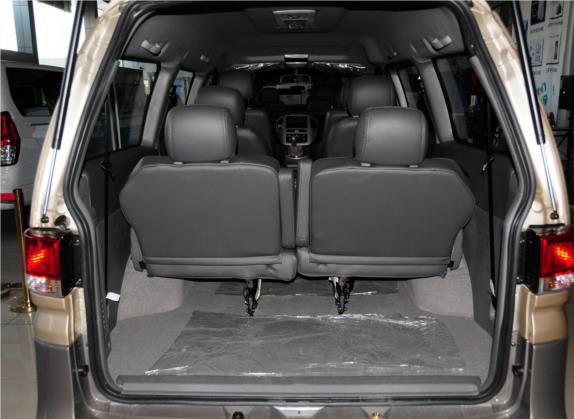 菱智 2014款 M5 Q3 2.0L 7座短轴豪华型 车厢座椅   后备厢