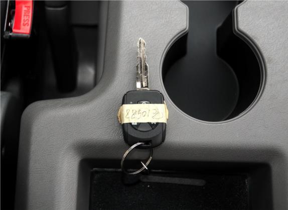 菱智 2014款 M5 Q3 2.0L 7座长轴舒适型 其他细节类   钥匙