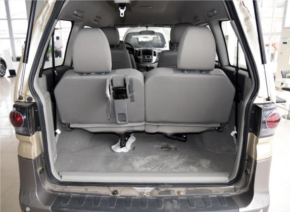 菱智 2015款 M3 1.6L 7座舒适型 车厢座椅   后备厢