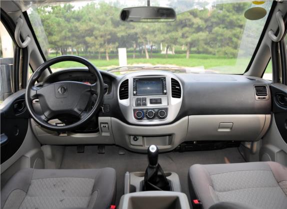 菱智 2015款 M5 Q7 2.0L 7座长轴舒适型 中控类   中控全图