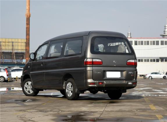 菱智 2015款 V3 1.6L 7座舒适型 外观   斜后
