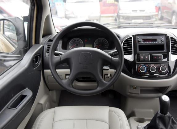 菱智 2016款 M3 1.6L 7座舒适型 国IV 中控类   驾驶位