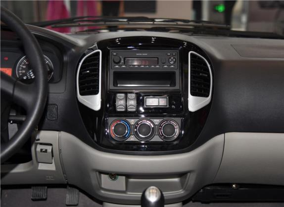 菱智 2016款 M3 1.6L 7座舒适型 国V 中控类   中控台