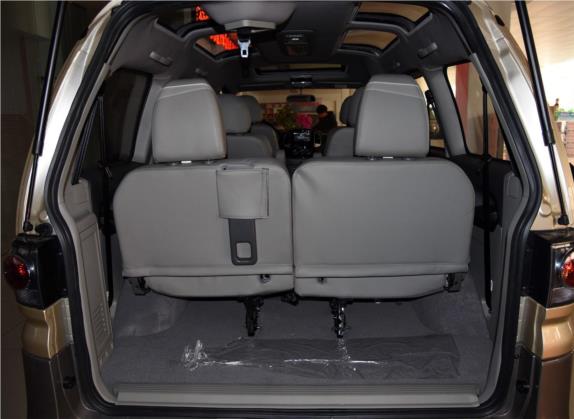 菱智 2016款 M3 1.6L 7座豪华型 国V 车厢座椅   后备厢
