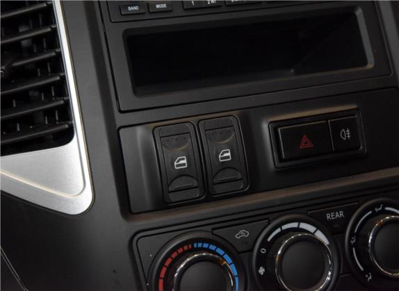 菱智 2016款 M3L 1.6L 7座标准型 车厢座椅   门窗控制