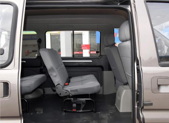 菱智 2016款 M3L 1.6L 9座标准型 车厢座椅   后排空间