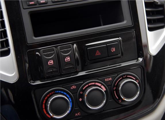 菱智 2016款 M3L 1.6L 9座舒适型 车厢座椅   门窗控制