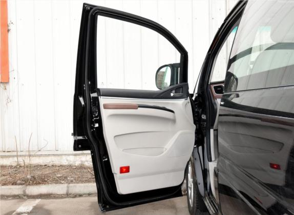 菱智 2017款 M5 1.6L 豪华型 车厢座椅   前门板