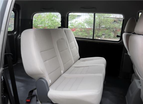 菱智 2017款 V3 1.5L 5座特惠版 车厢座椅   后排空间