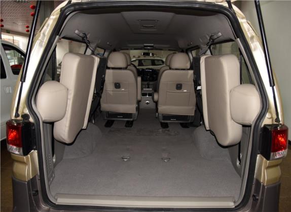 菱智 2017款 M3L 1.6L 7座豪华型 车厢座椅   后备厢